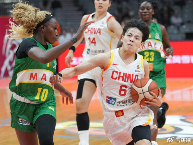 NBA论坛-中国女篮15分大败！输给比利时，张子宇20分11篮板，杨舒予7分|韩旭|外线|李月汝|宫鲁鸣|张曼曼_新浪体育_新浪新闻